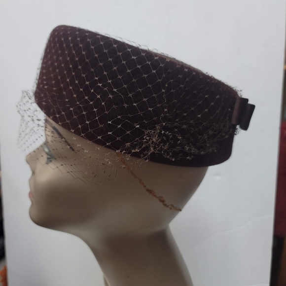 Vintage BROWN ribbon bow Peachbloom Velour Union Made Imported fur Net Veil Hat main image 6